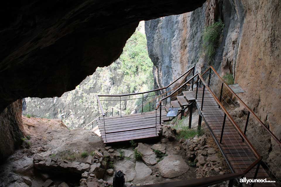 Cueva Sima de La Serreta en Cieza