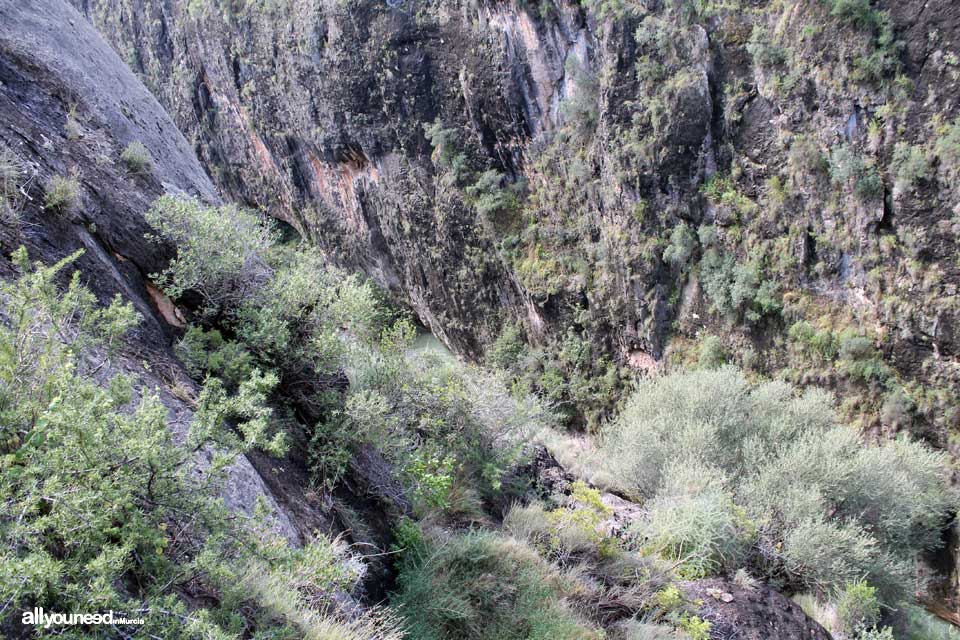 Almadenes Canyon