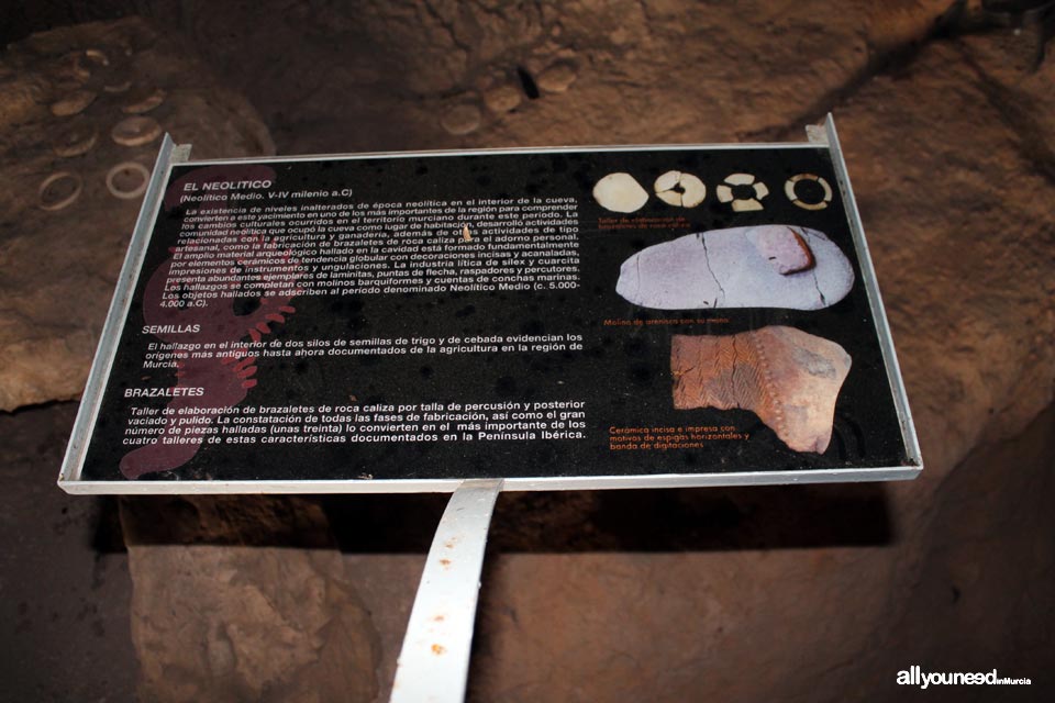 Cueva Sima de La Serreta en Cieza