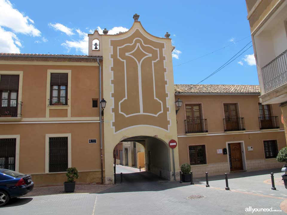 Arco de San Roque-Puerta de Granada 