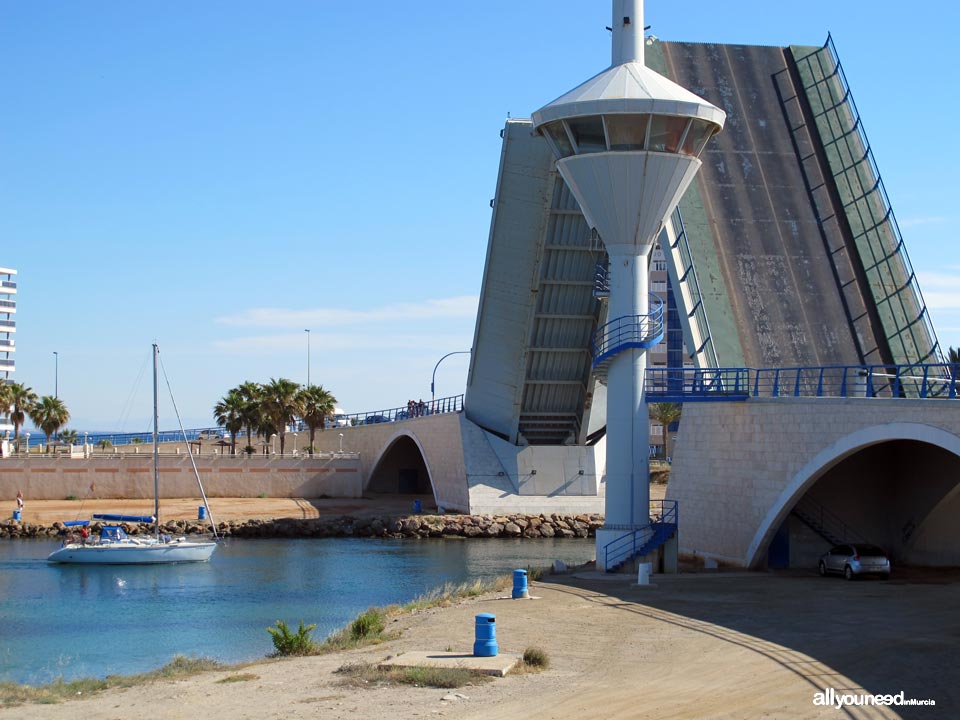 Canal y Puente del Estacio en la Manga del Mar Menor