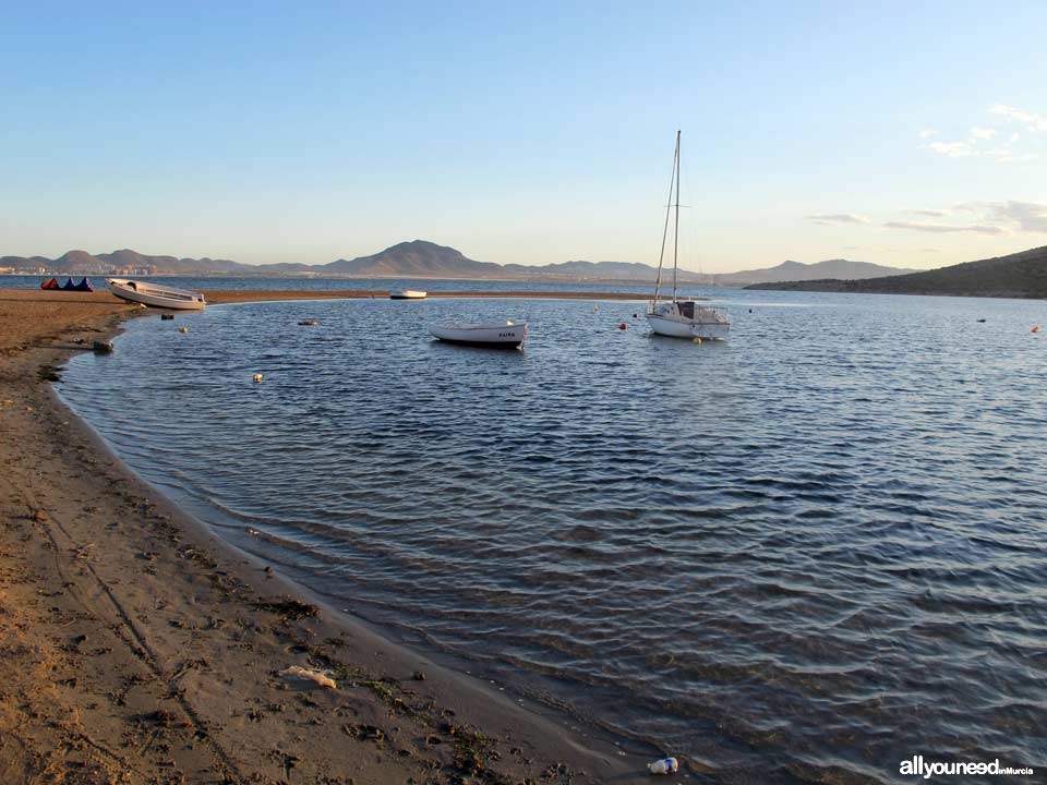 Dársena dos Mares Beach / Bahia de las Palmeras Beach