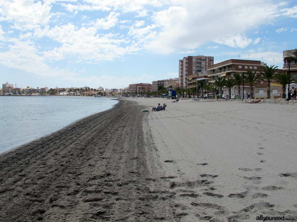 Villananitos Beach