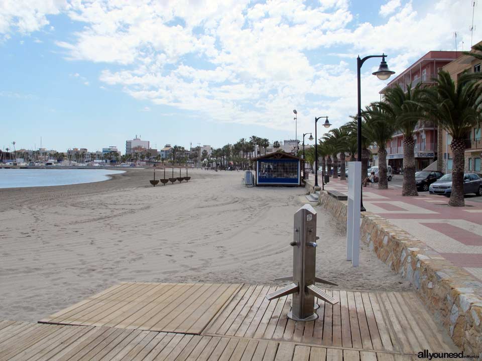 Villananitos Beach