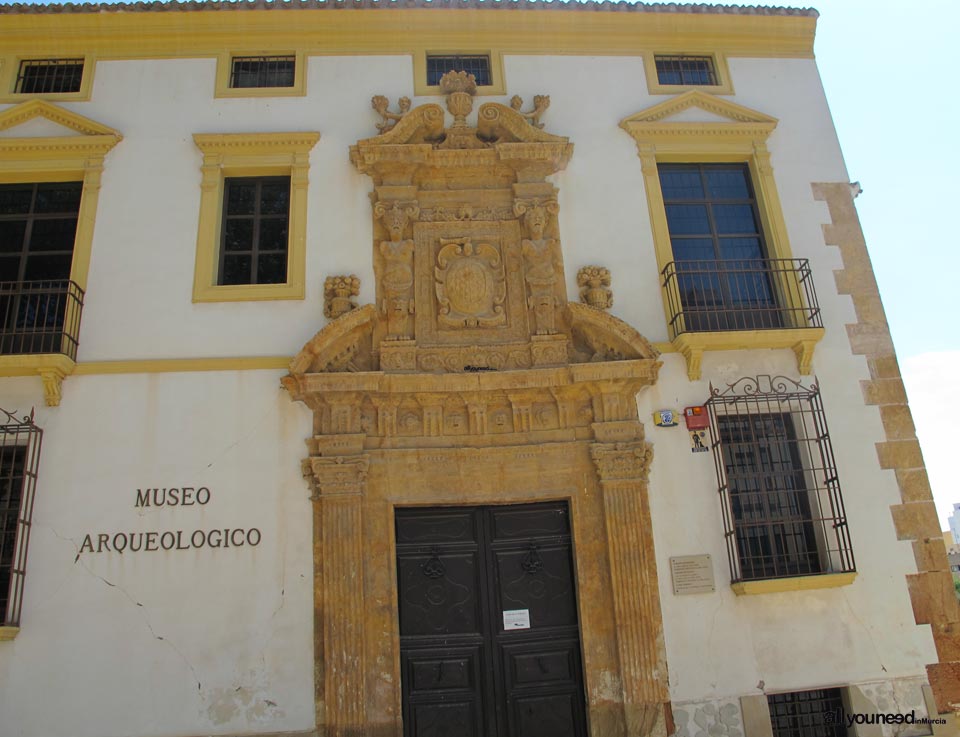 Salazar Rosso Palace - Archaeological Museum