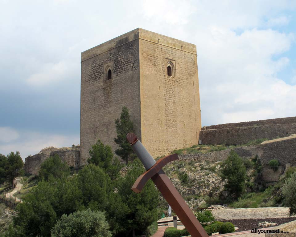 Torre Alfonsina. Castillo de Lorca. Fortificación del Sol. Castillos de España.