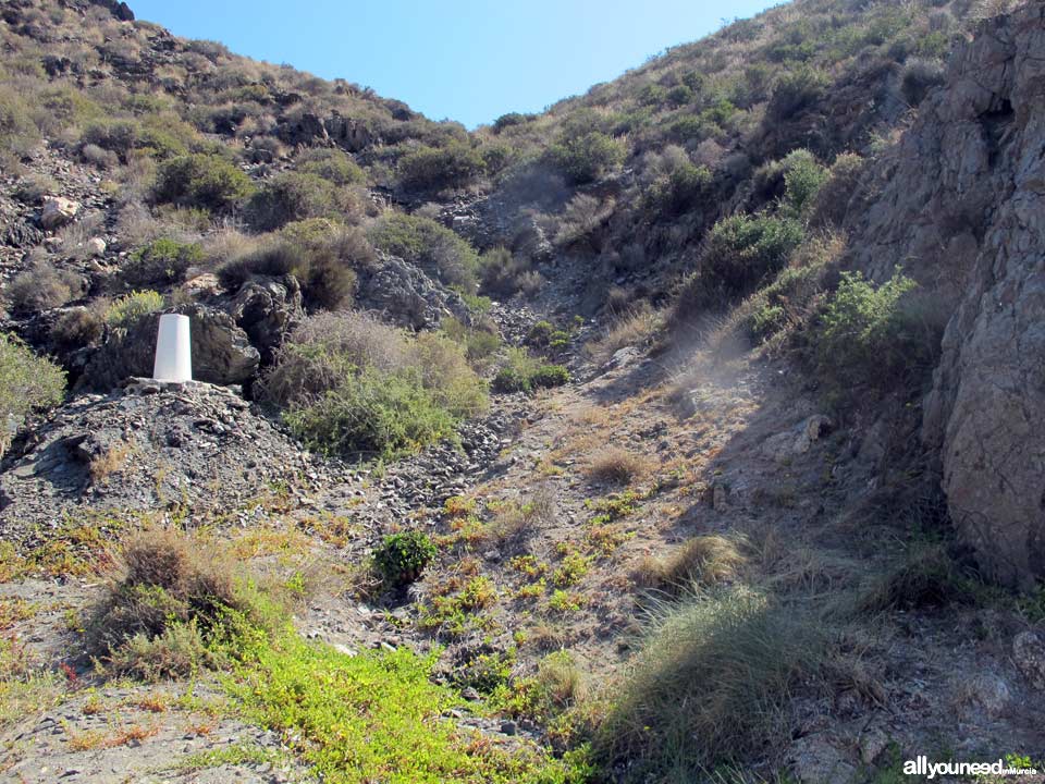 Acceso a la playa de San Pedro desde la playa del Siscal. Playas de Lorca