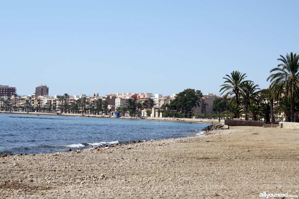 El Rihuete Beach