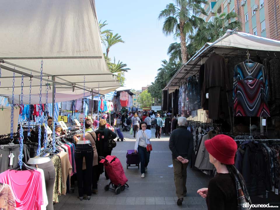 Mercado semanal de Molina de Segura. Parque de la Compañia