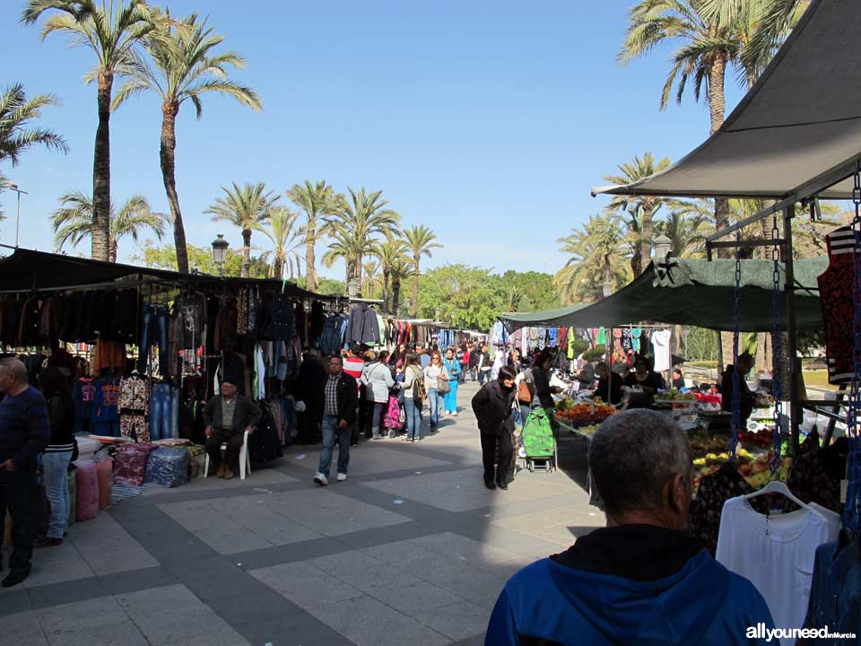 Mercado semanal de Molina de Segura. Parque de la Compañia