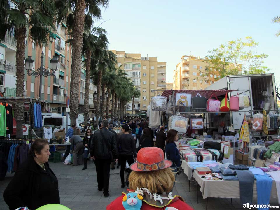 Mercado semanal de Molina de Segura. Parque de la Compañia