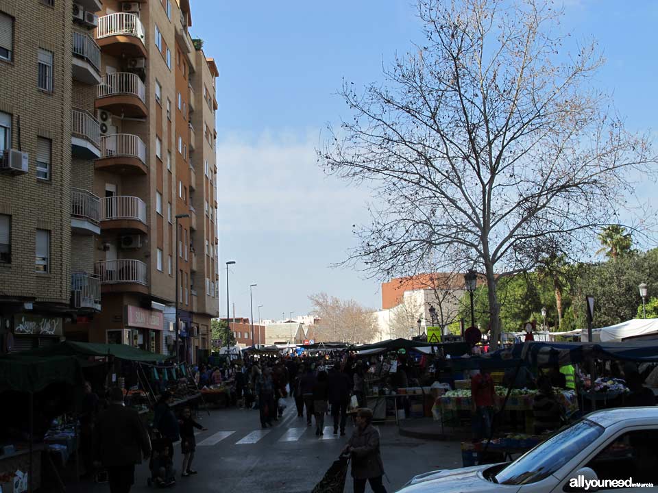 Mercado semanal de Molina de Segura. Parque de la Compañia