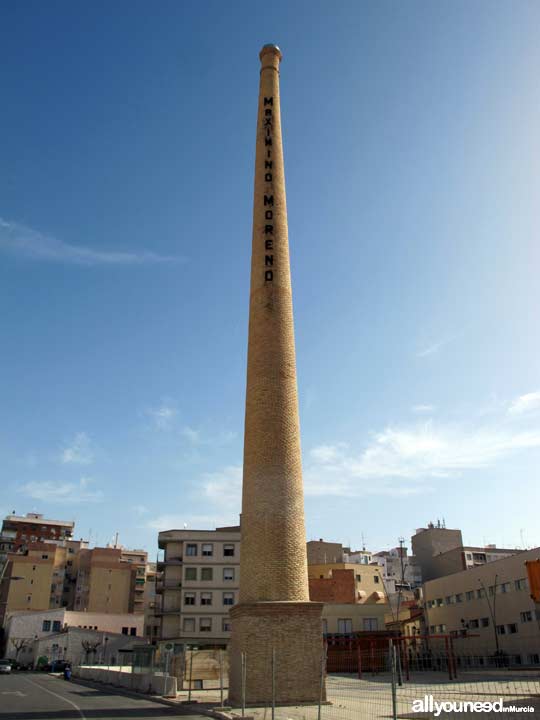 Chimenea de Máximo Moreno 