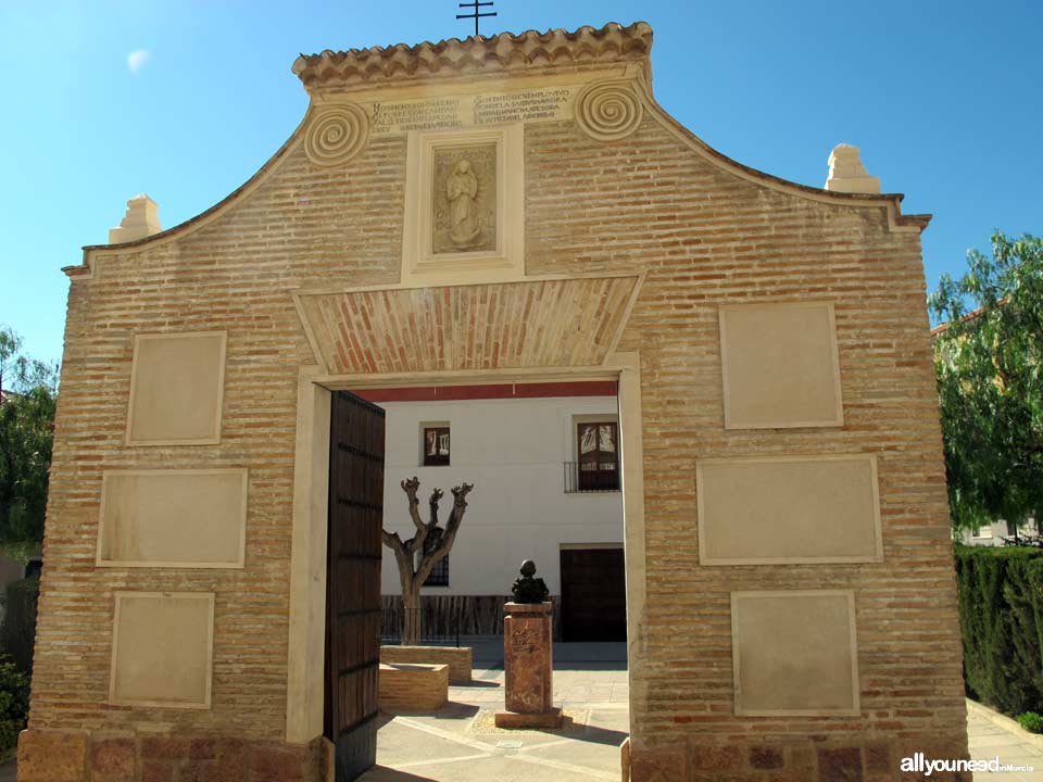 Archivo Municipal. Portada del antiguo Hospital de la Purísima Concepción