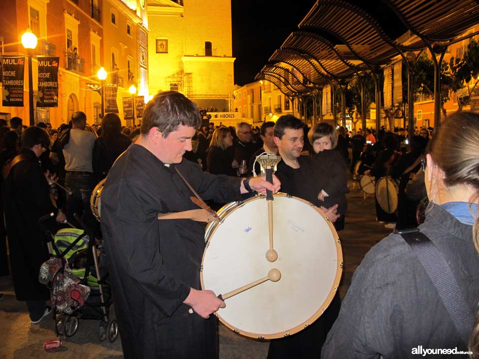 La Noche de los Tambores. Mula