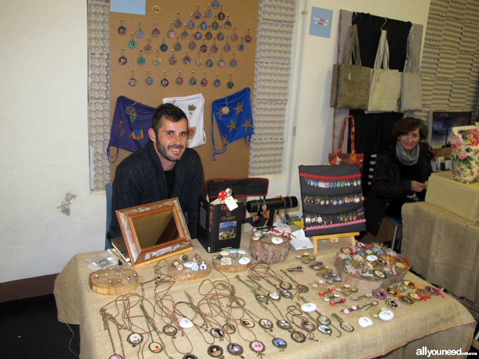 V Independent Market in Cuartel de Artillería 