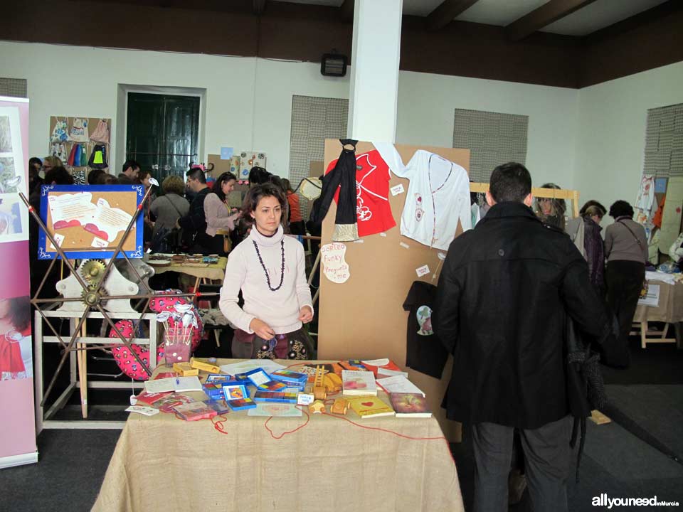 V Independent Market in Cuartel de Artillería 