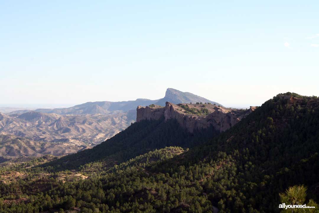 Ruta Cresta del Gallo-Pico del Relojero. La Muralla de King Kong. Senderismo en Murcia