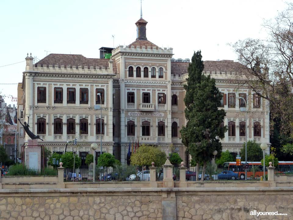 Edificio de la Antigua Convalecencia en Murcia