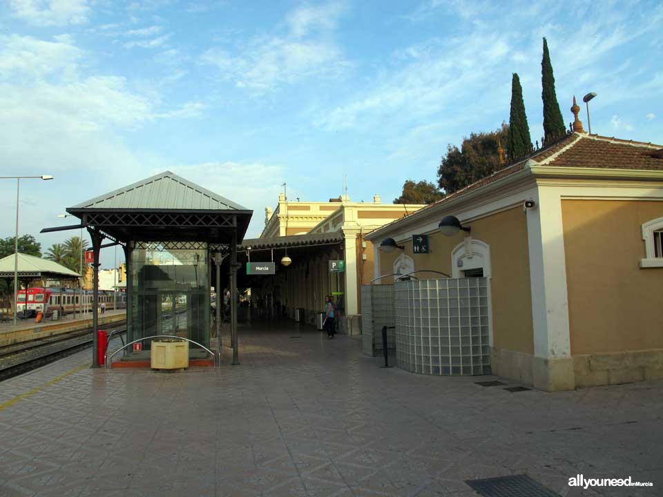 Murcia Train Station - El Carmen