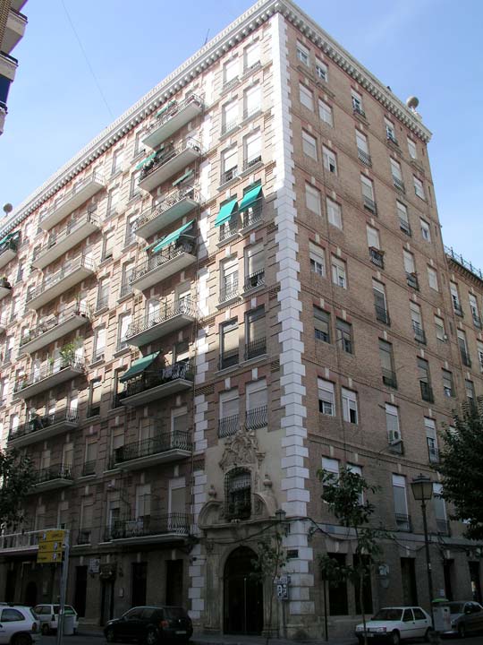 Edificio de los nueve pisos