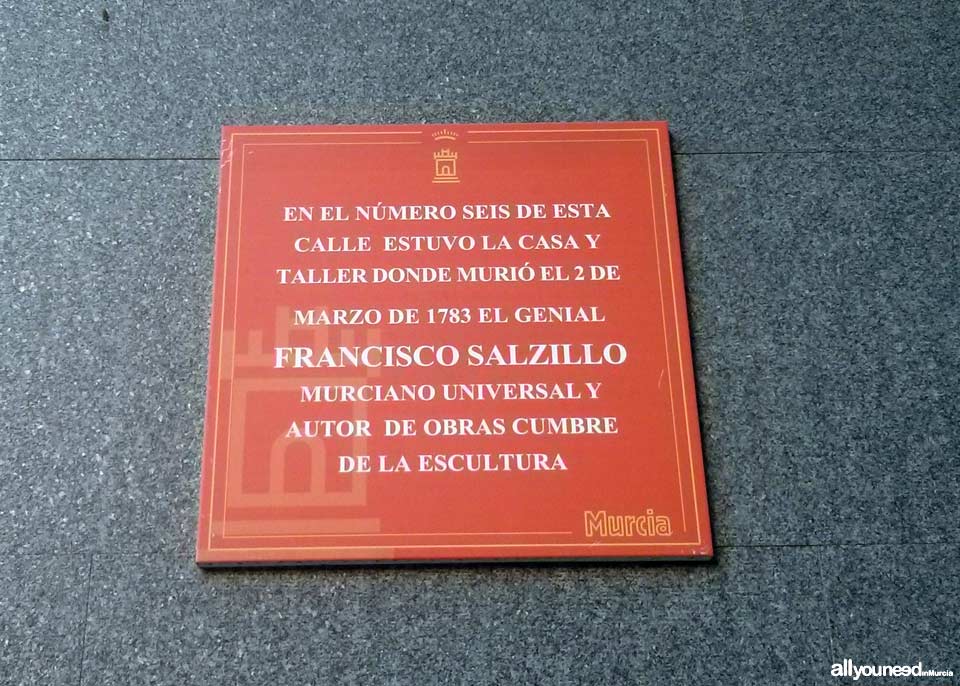 Calle Vinader. Curiosidades de Murcia. Placas con notas de hechos históricos