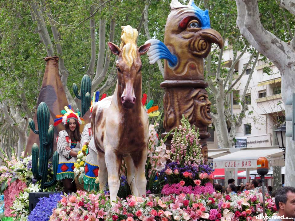 Murcia en Primavera. Batalla de Las Flores. Desfile