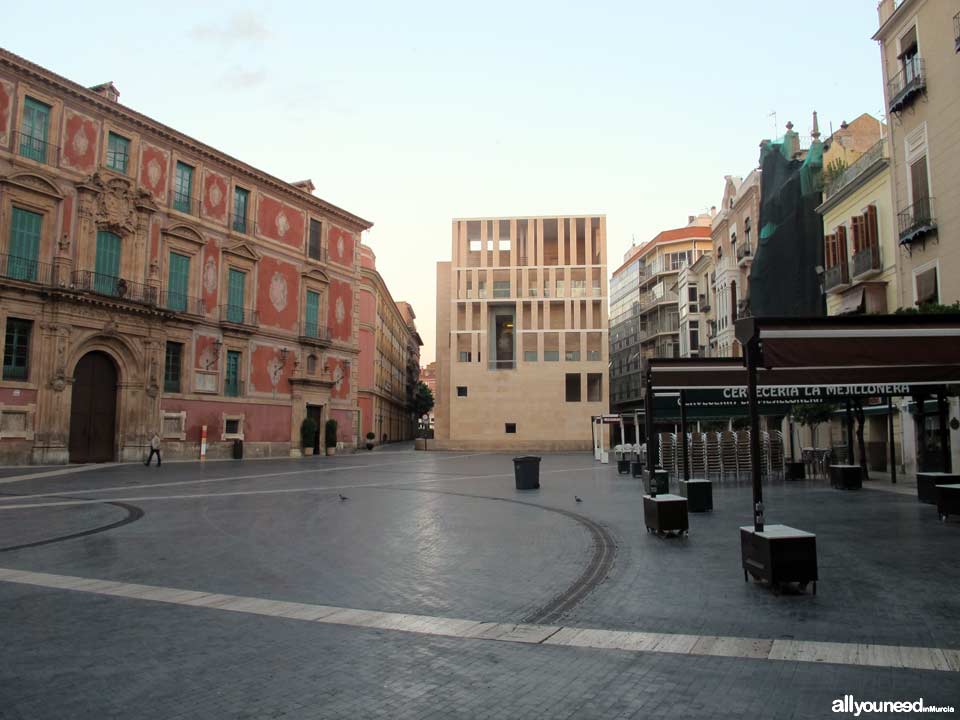 Plaza Cardenal Belluga