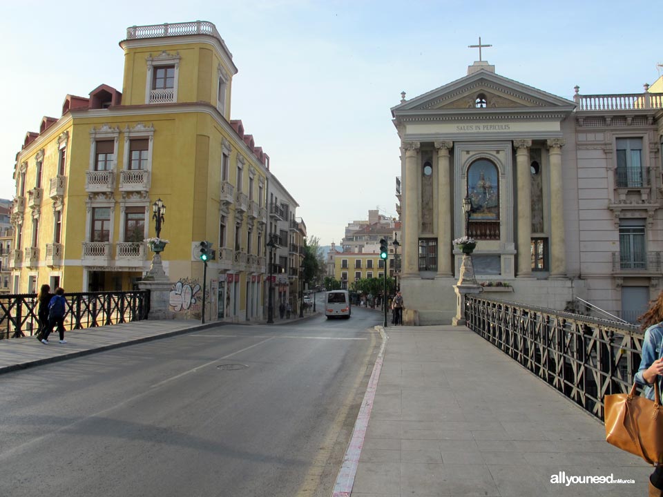 Puente Viejo Puente de Los Peligros