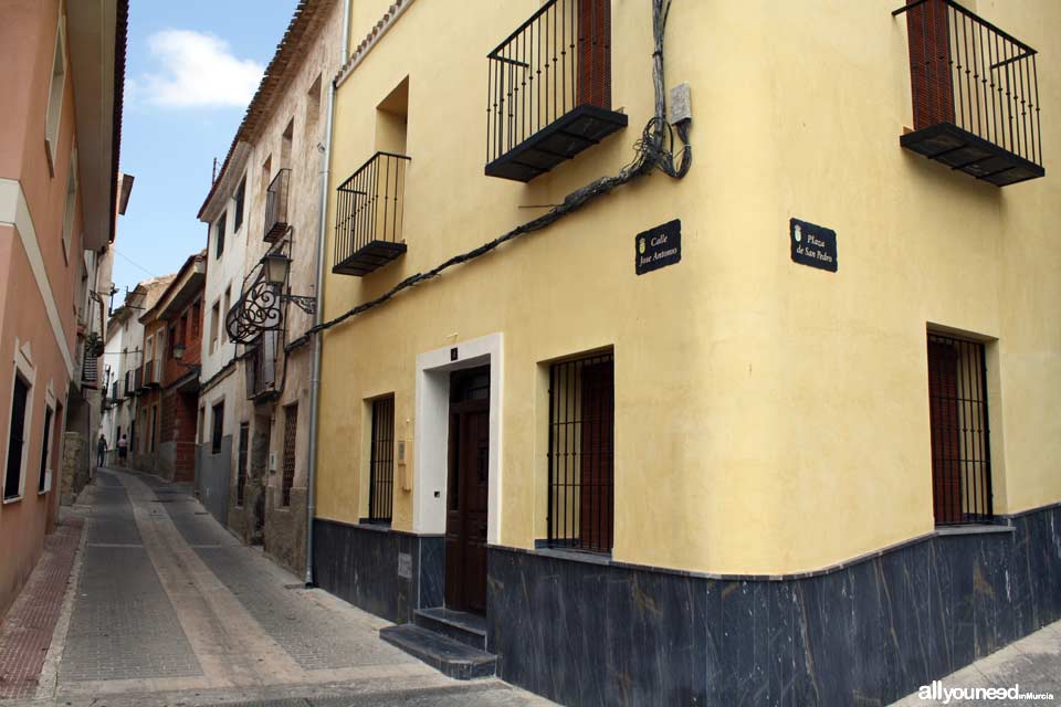 Calle Jose Antonio - Plaza San Pedro en Ricote