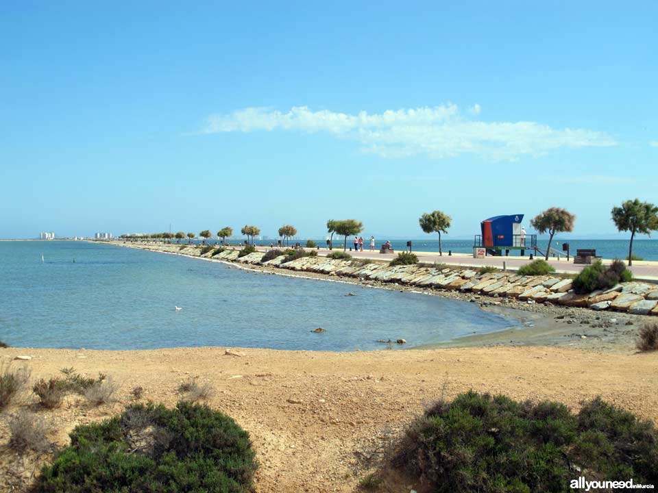 Playa de La Mota, Las Salinas y paseo. Playas de San Pedro