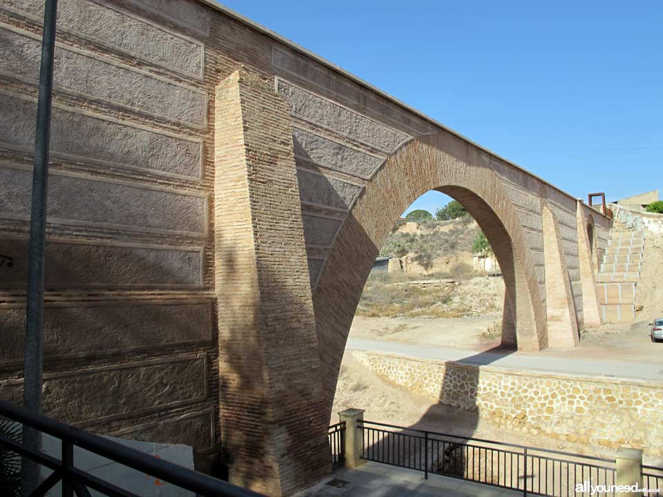 Arco de San Pedro, de las Ollerías, o de La Rambla