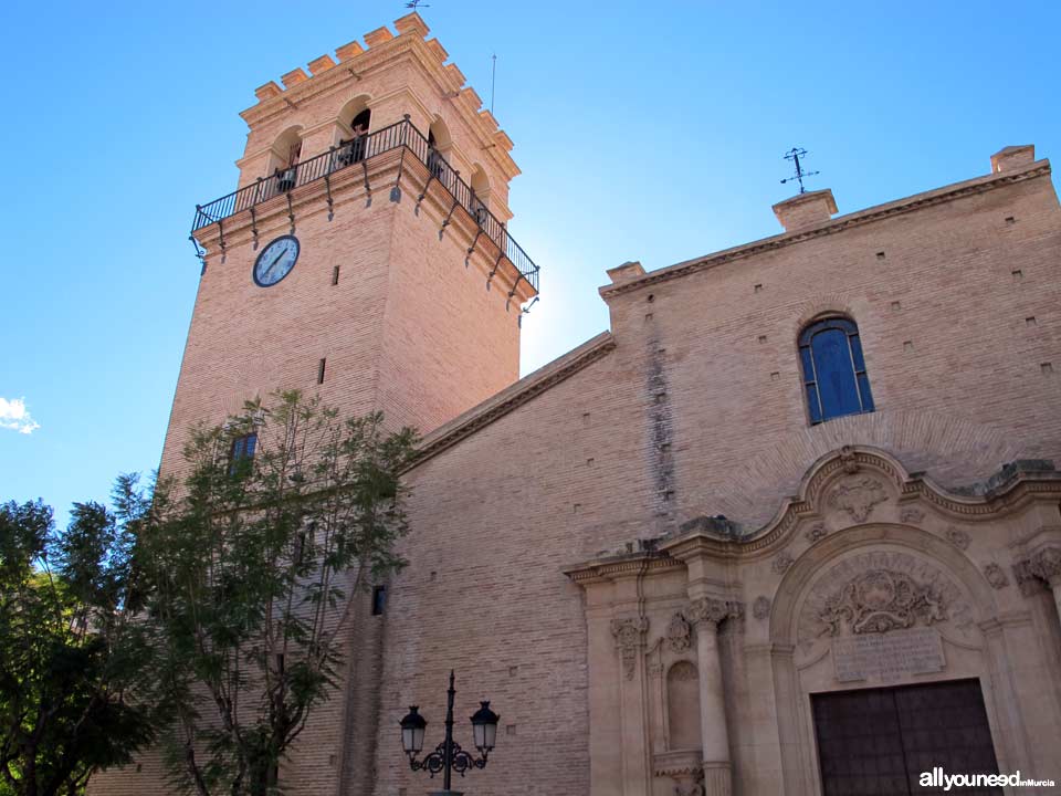 Iglesia de Santiago Apóstol en Totana