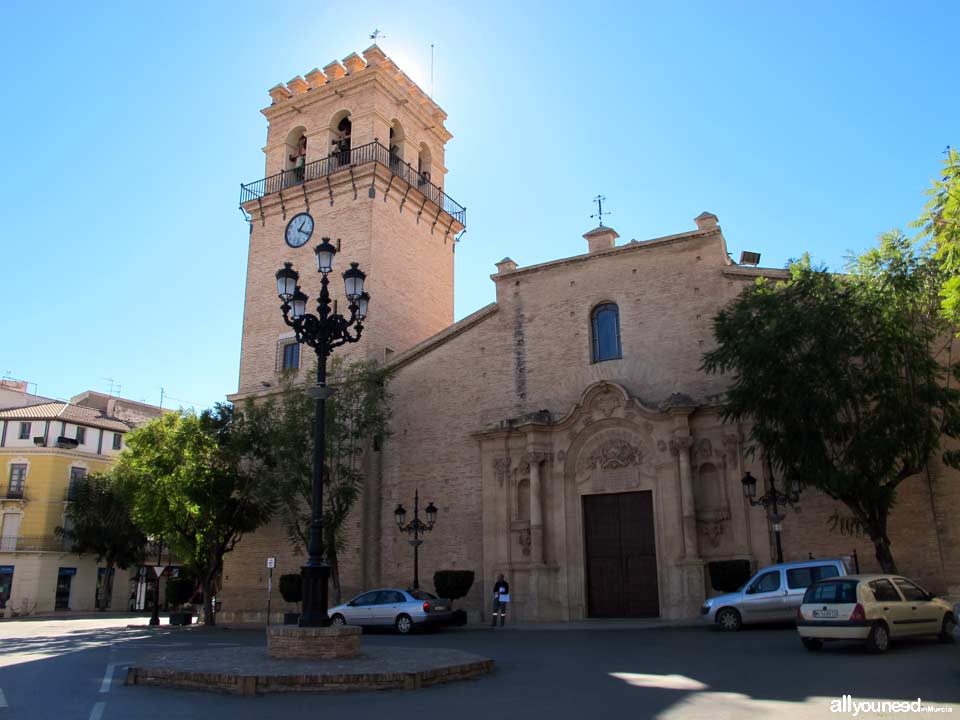 Iglesia de Santiago Apóstol en Totana