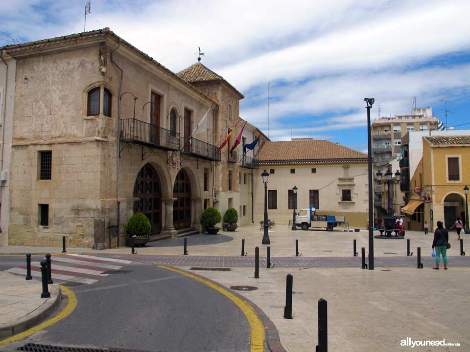 Palacio del concejo y Palacio de los Alarcos Plaza Mayor