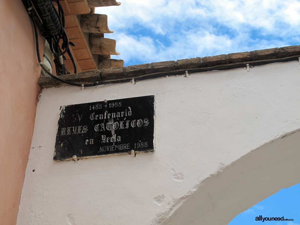 Arco de Isabel La Católica