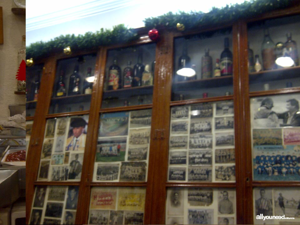 Bar Los Zagales en Murcia. Tapas tradicionales.