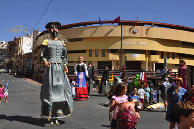 Encuentro de Gigantes y Cabezudos